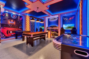 Hacienda Miranda 10 BD Located 2 Miles from Disney